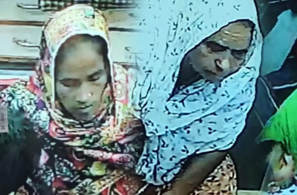 आभूषण खरीदने के बहाने गायब किया सोने का पेंडल,CCTV में कैद हो गई चोरी