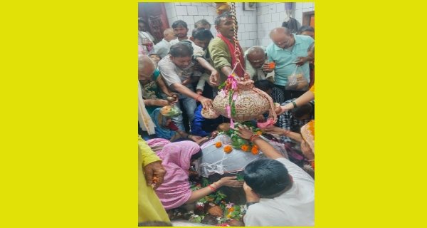 सावन पूर्णिमा पर बांदकपुर जागेश्वरनाथ धाम में श्रद्धालुओं का जनसैलाब