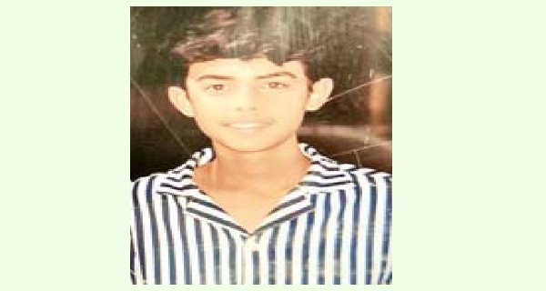 स्कूल वैन से टकराई बाइक, जिम जा रहे किशोर की मौत