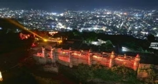 किले पर फिर शुरू हुआ लाइट एंड साउंड शो, अमिताभ बच्चन सुनाएंगे इतिहास