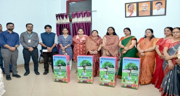 निगमायुक्त की पहल, 4 कन्या शालाओं में नि:शुल्क उपलब्ध होंगे सेनेटरी पैड