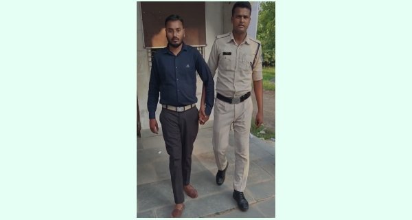   देवी पर विवादित पोस्ट करने वाला आरोपी गिरफ्तार