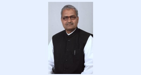 मूर्ती को लेकर राजनीतिक रोटी ना सेंकें: रीवा सांसद