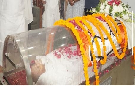 लोधी रोड श्मशान घाट पर होगा विजय मल्होत्रा का अंतिम संस्कार