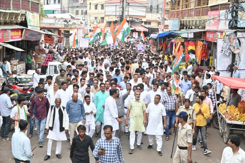 विदिशा में कांग्रेस की रैली: अस्पताल बने लापरवाही के अड्डे