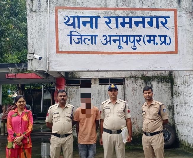 सूने घर की सीट तोड़कर चोरी करने वाला चोर 1 वर्ष बाद गिरफ्तार