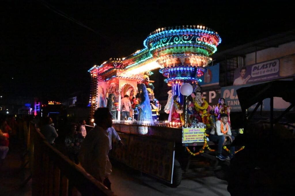 राजधानी में अनंत चतुर्दशी पर निकल रहा है चल समारोह, देर रात तक होगा प्रतिमा विसर्जन