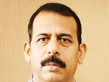 शिक्षक शशांक जैन बर्खास्त, ददन निलंबित