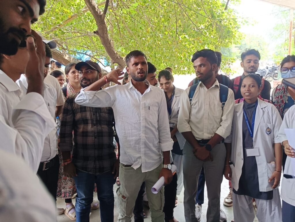 नर्सिंग व पैरामेडिकल कालेजों को क्षेत्रीय यूनिवर्सिटीज में जोड़ने का आदेश वापस हो