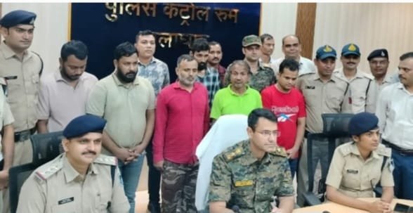 ऑनलाइन बीमा पॉलिसी के नाम पर 44 लाख की ठगी, 6 आरोपी गिरफ्तार 
