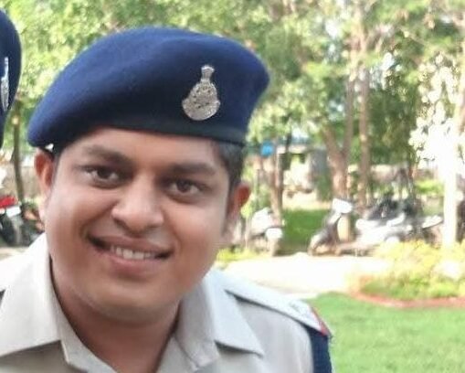 दर्दनाक सड़क हादसा: तेज रफ्तार कार की टक्कर से एएसआई सौरभ राजपूत की मौत