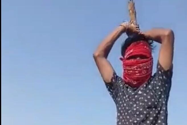 वन विभाग की टीम पर हमला, लाठी-डंडे लेकर दौड़े ग्रामीण