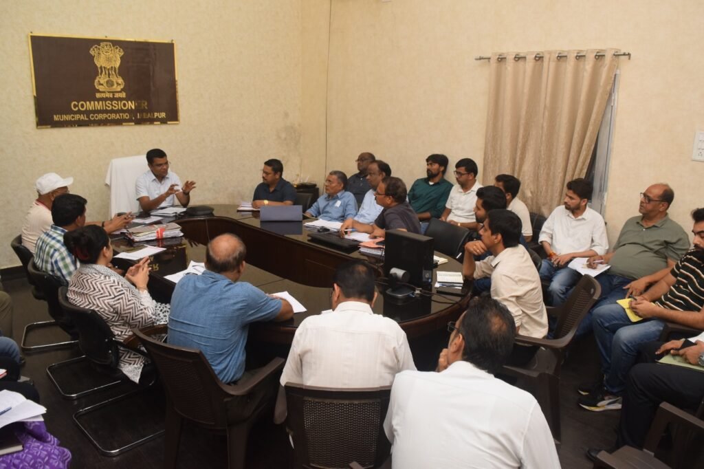 नवरात्र तक नहीं दिया जाएगा अवकाश, बिना बताए गायब रहने पर होगा निलंबन: निगमायुक्त 