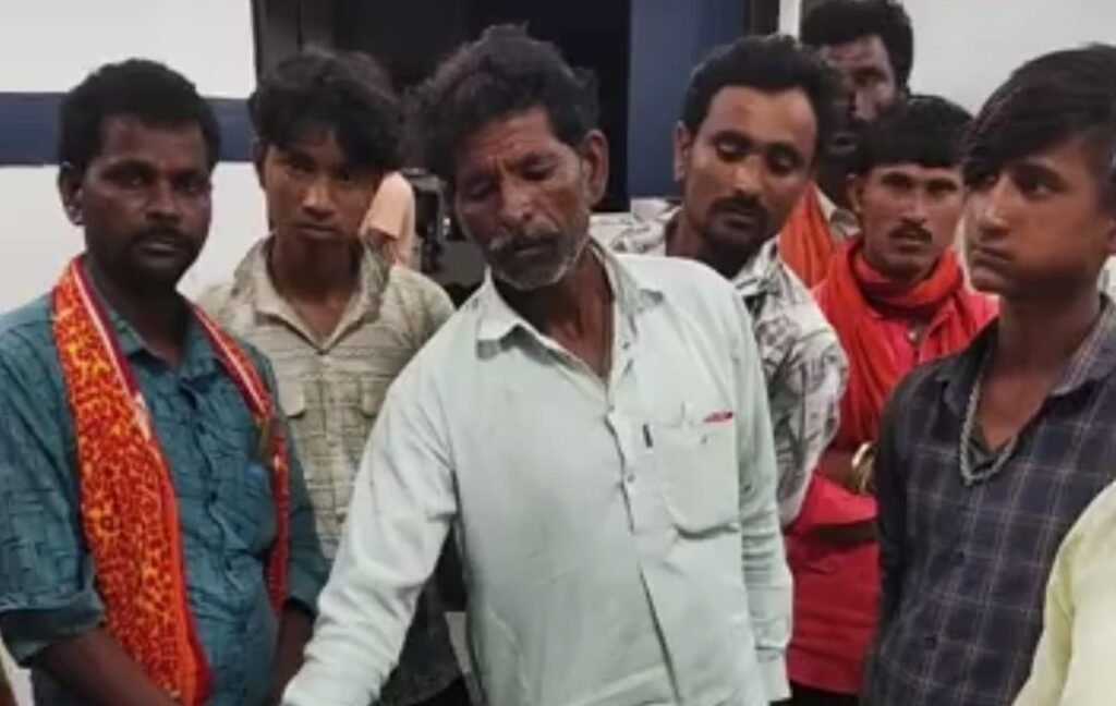 सडक़ हादसे में महिला की मौत पति सकुशल बचा