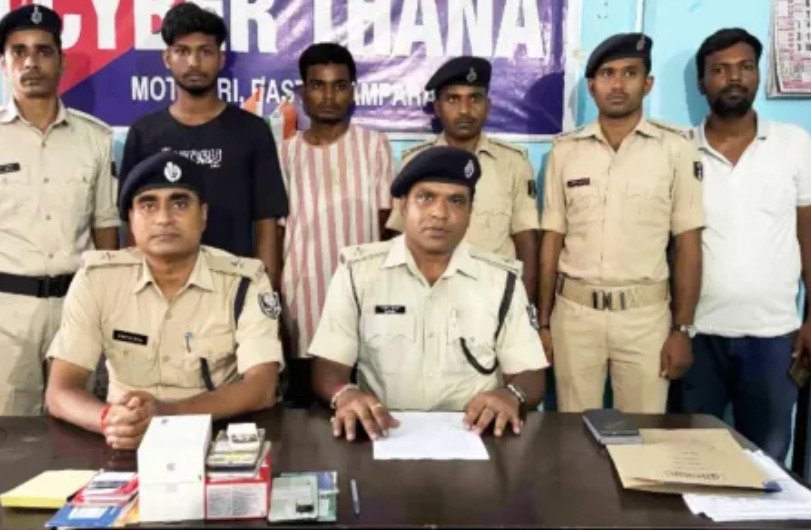 जिला बदर बदमाश गिरफ्तार, 12 पूर्व मुकदमें हैं दर्ज