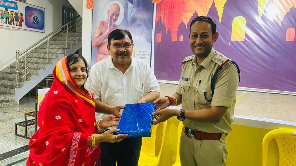 क्षमा उत्सव के साथ जैन मंदिर में दसलक्षण पर्व का समापन