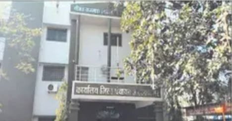 नयाखेड़ा में बिना अनुमति अंबेडकर पार्क अनुशंसा पर सचिव निलंबित, सरपंच पर बर्खास्तगी की तलवार