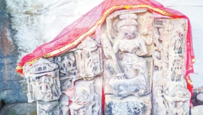 घुरेल में माँ हिंगलाज का प्राचीन मंदिर, भक्तों की आस्था का केंद्र