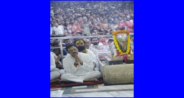 उपमुख्यमंत्री शुक्ल ने श्री महाकालेश्वर भगवान की आरती में सम्मिलित होकर दर्शन किए