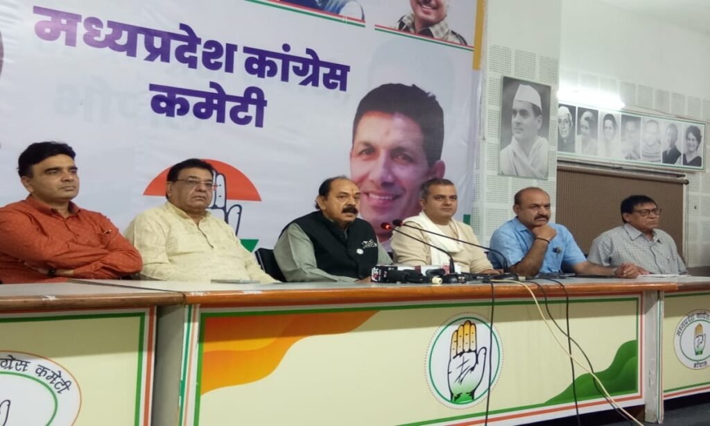 दिव्यांगों की लड़ाई लड़ेगी कांग्रेस, 600 रुपए में उनका हक मार रही सरकार