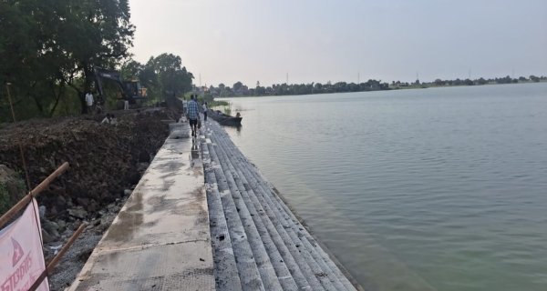 उंडासा तालाब पर बना, सिंहस्थ का पहला घाट