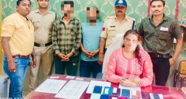 ट्रेनों में चोरी करने वाले 2 आरोपी दबोचे, 2 लाख 16 हजार के मोबाइल जब्त