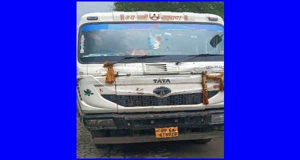 कोल ट्रेलर ने मारा टक्कर, बालिका घायल