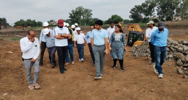 नमामि गंगे अभियान के निर्माणाधीन एसटीपी प्लांट का निरीक्षण
