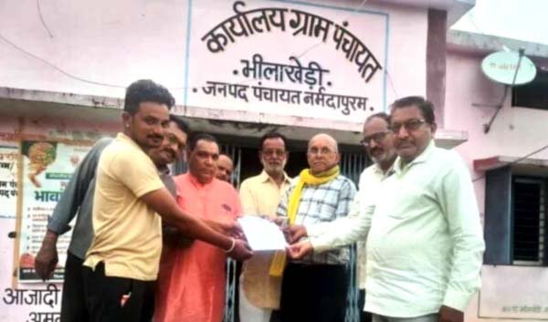 नरवाई प्रबंधन को लेकर किसानों का अल्टीमेटम, एक नवंबर तक मशीनरी उपलब्ध कराओ