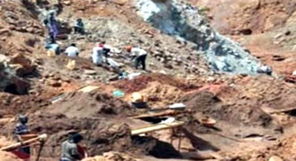 उत्तरी ज़ाम्बिया में सोने की खदान ढहने से चार की मौत