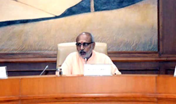 राधाकृष्णन के साथ पहली सर्वदलीय बैठक: सदन की कार्यवाही सुचारु रूप से चलाने पर सहमति