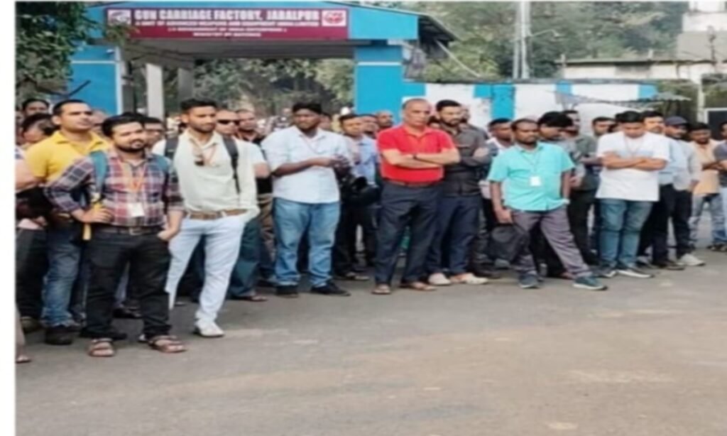 भारत सरकार से प्रसार भारती मॉडल की मांग