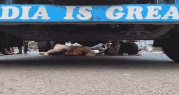 भिंड में टैंकर ने बुजुर्ग महिला को कुचला, ग्वालियर रेफर