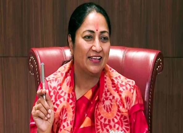 बिना गारंटी दस करोड़ का ऋण देगी दिल्ली सरकार : रेखा गुप्ता