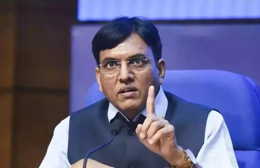 देश में सामाजिक सुरक्षा हो रहा मज़बूत : मांडविया