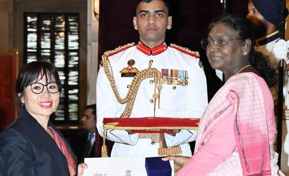 मुर्मु ने प्रदान किये राष्ट्रीय सेवा योजना पुरस्कार