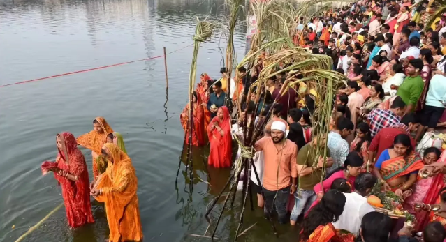 छठ पर्व पर झारखंड में मातम, बच्चों सहित 25 लोग डूबे; बिहार में भी 83 मौतें; कई घरों की खुशियाँ गम में बदलीं