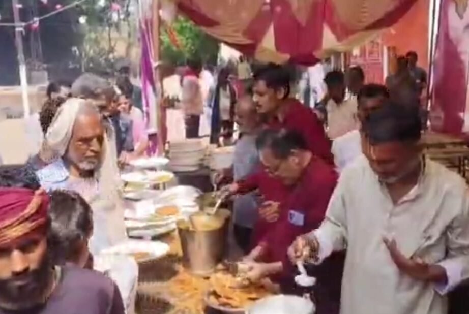 छतरपुर में बगराजन माता मंदिर में नवमी पर विशाल भंडारे का आयोजन