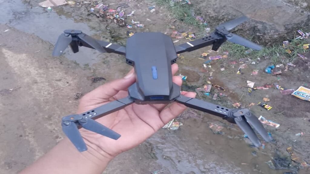 छतरपुर के गांवों में रात के सन्नाटे में मंडरा रहे रहस्यमयी ड्रोन