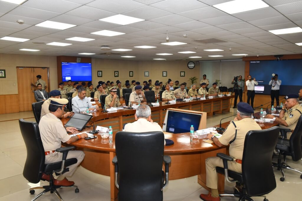 मप्र में अपराध नियंत्रण से आगे बढ़कर अब विश्वास आधारित पुलिसिंग