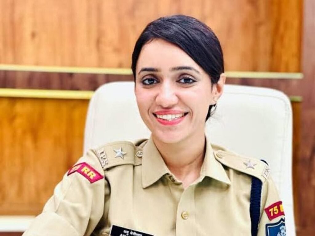 जिले में पहली बार महिला अफसरों के हवाले शहर की कमान