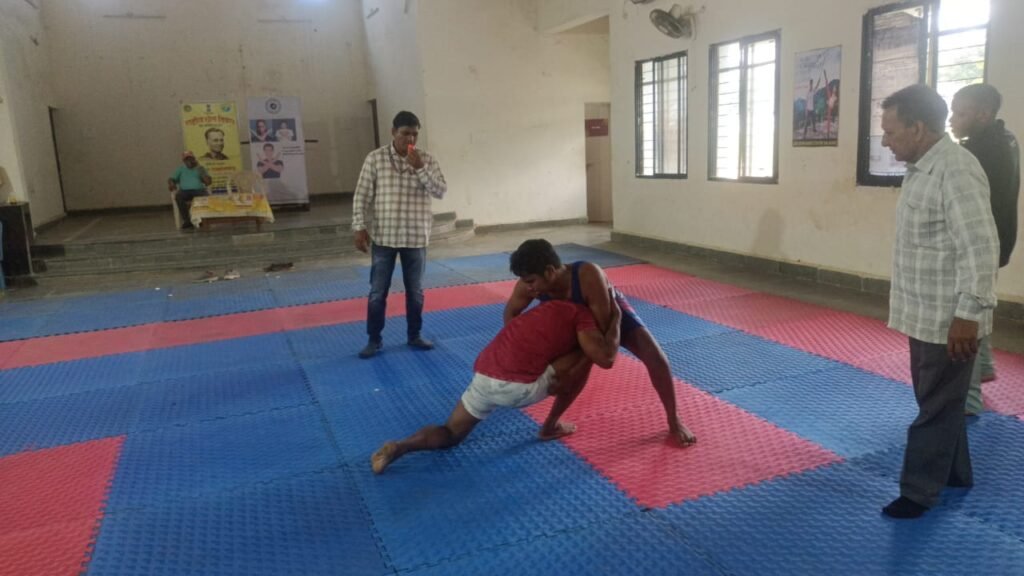 वॉलीबॉल, कुश्ती, बैडमिंटन का ट्रायल