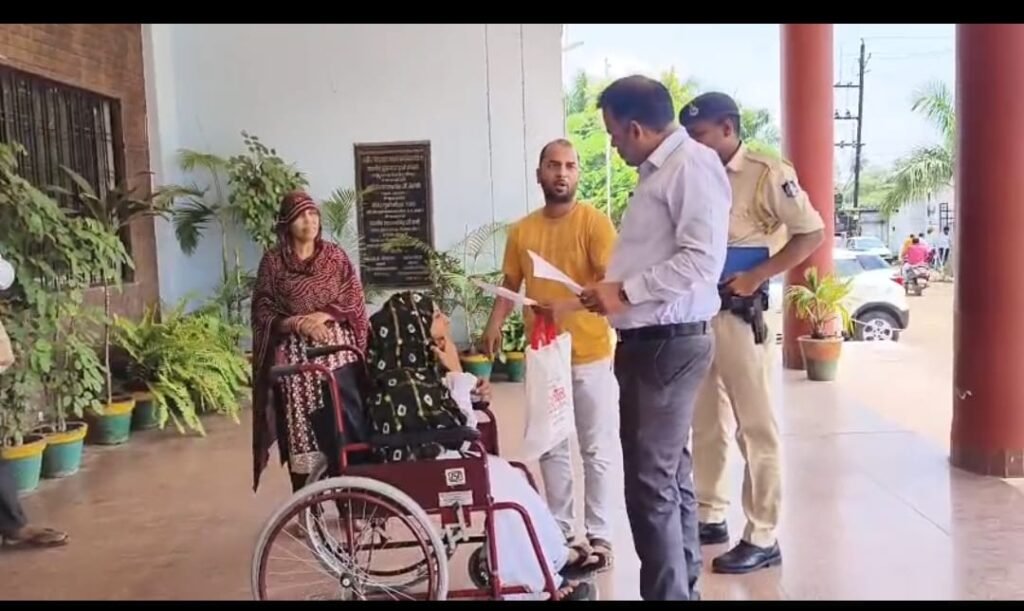 अतिथि शिक्षकों की नियुक्ति में अनियमितता: प्रधानाध्यापक निलंबित