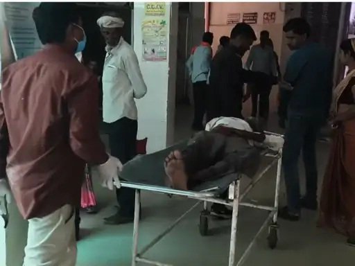 अस्पताल के शौचालय में मिला वृद्ध का शव