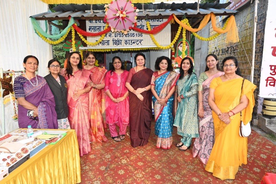 Bhel लेडीज क्लब में महिलाओं के हस्तनिर्मित उत्पादों का दस दिवसीय मेला शुरू