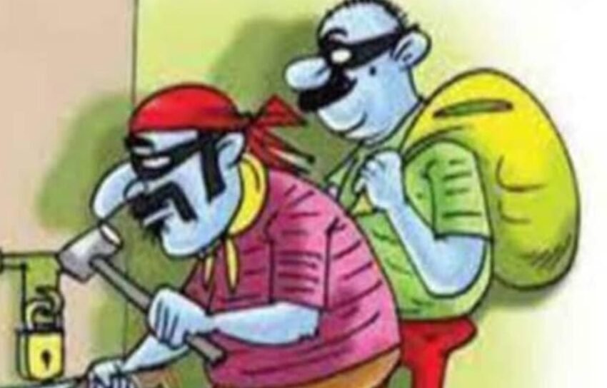 7 लाख नगद समेत जेवर ले गए चोर