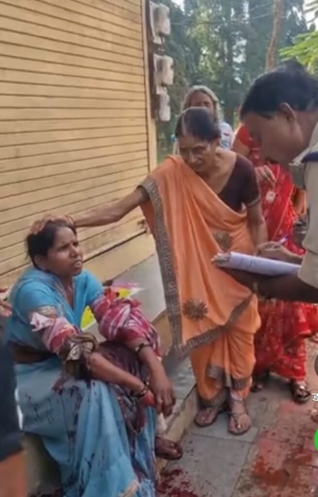 2 दुकानों से चोरी, एक का ताला तोड़ा दीपावली पर भीड़भाड़ का फायदा उठाकर की वारदात