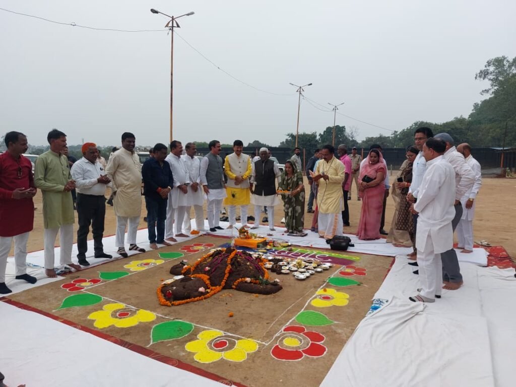 गौसेवा की मिसाल: केंट गौशाला में भव्य आयोजन, सेवादारों को किया सम्मानित