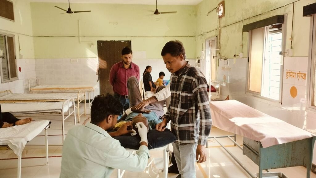 साईकिल से अनियंत्रित होकर गिरा वृद्ध
