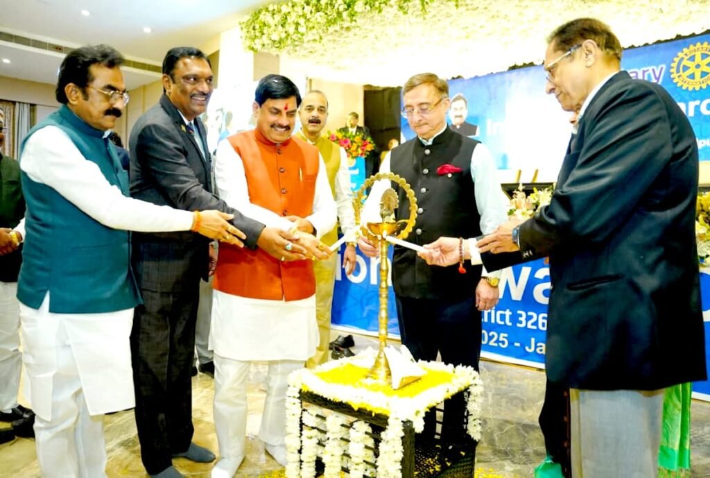 जबलपुर में शिक्षा, विकास और युवा सशक्तिकरण का संगम: सीएम डॉ. यादव
